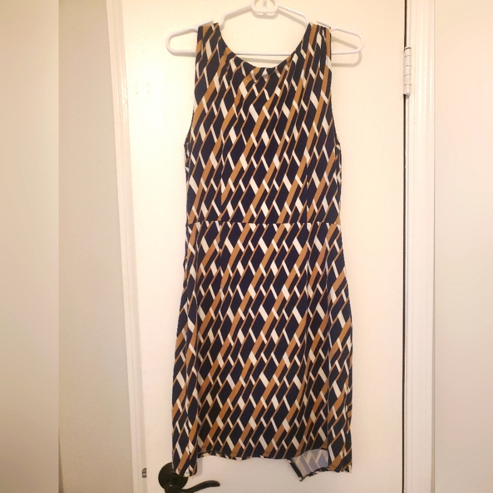 Stretchy Sheath Dress with Side Zipper